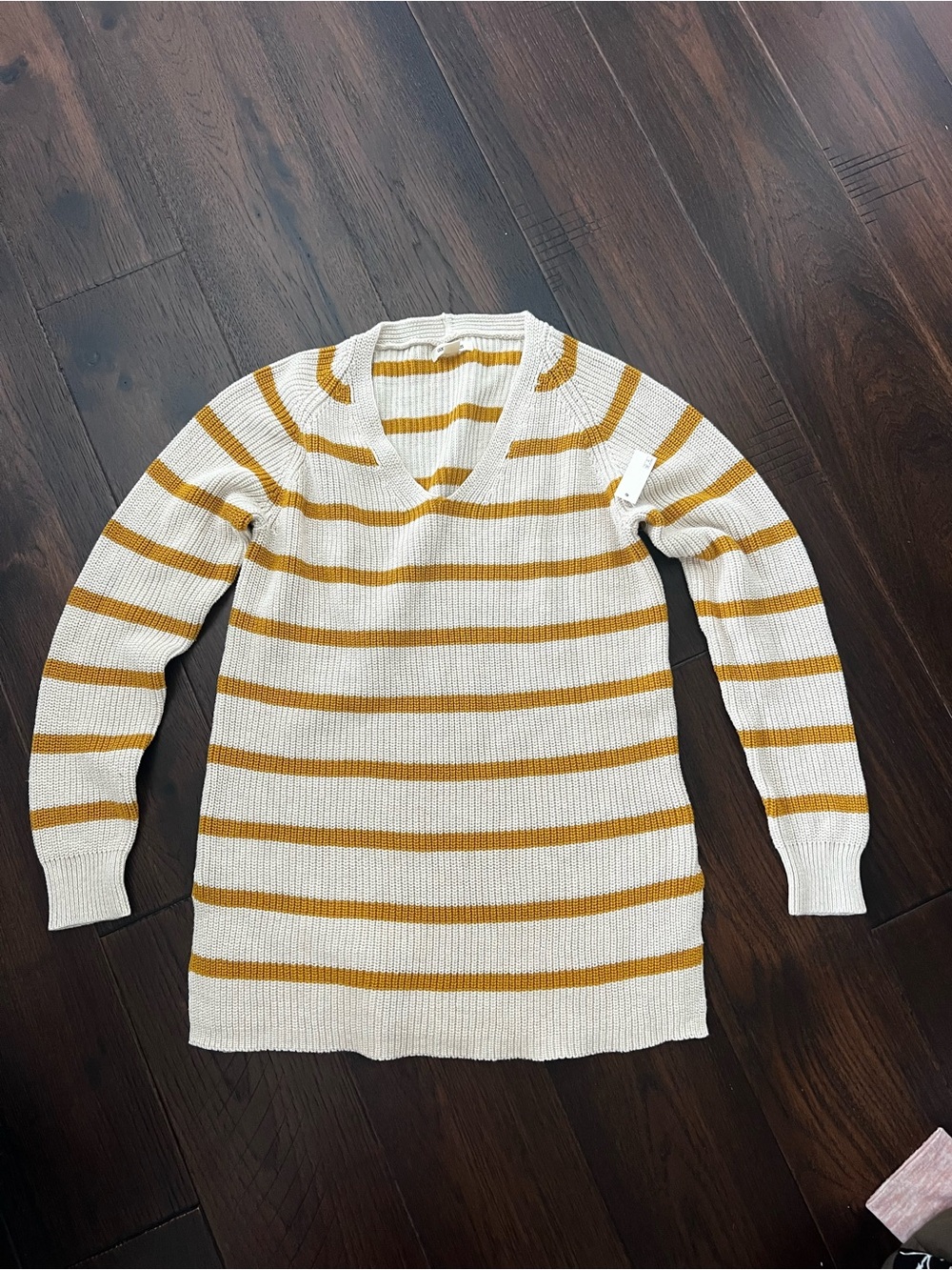 Cotton shaker stitch deep v oatmeal gold stripe sweater
